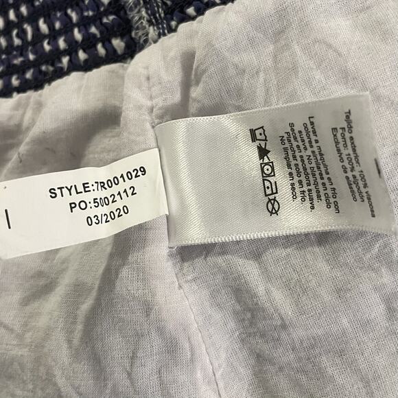 Vineyard Vines Smocked Dot Stripe Tiered Skirt Size 2T - Picture 7 of 8